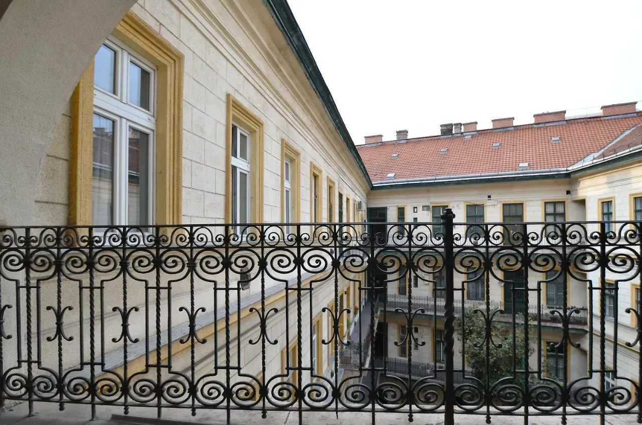 Dohany Residency Inner City Synagogue Budapest